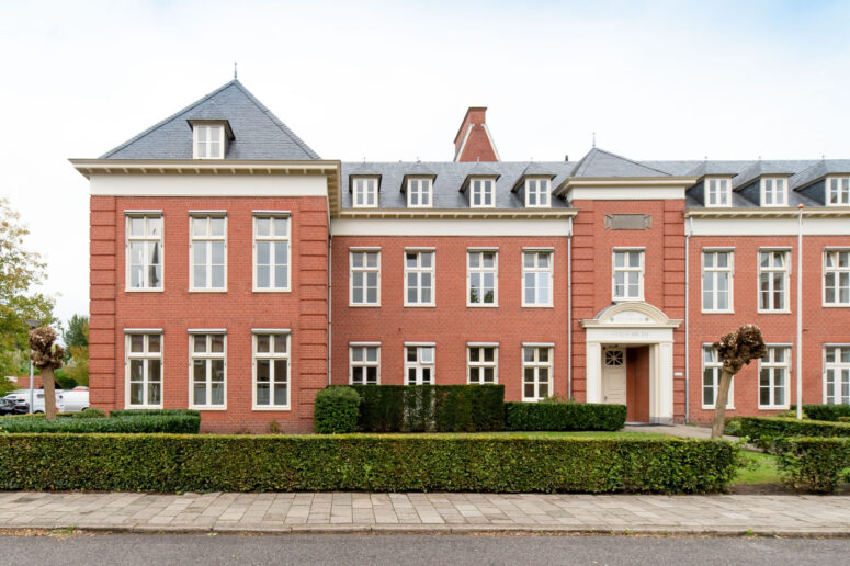 studios for rent on Hofkampstraat 84A